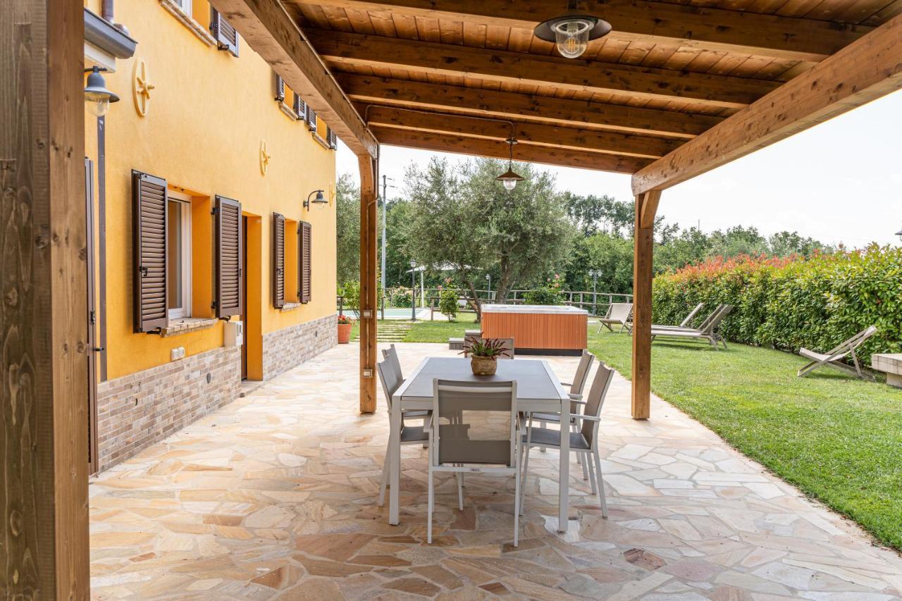 Montenovo Country House Ostra Vetere Extérieur photo