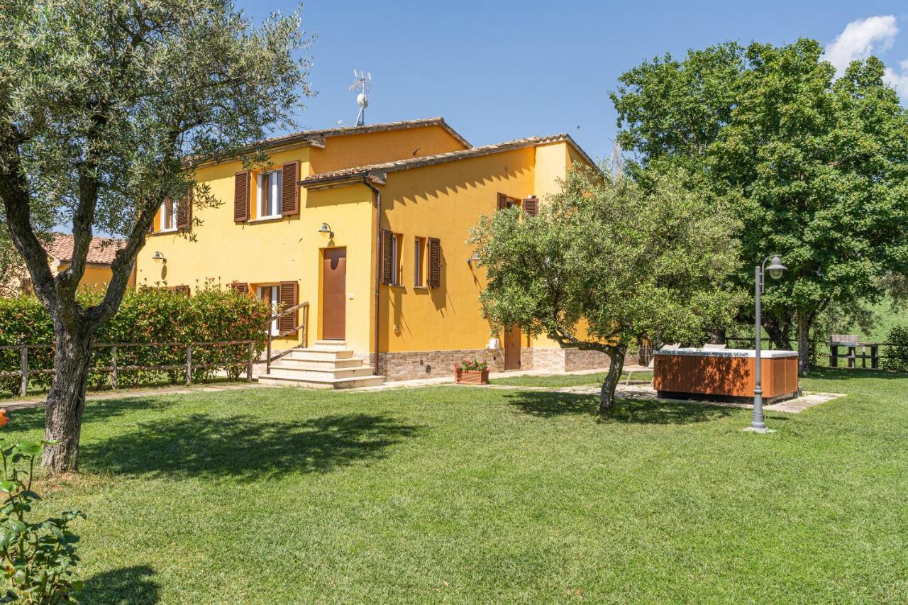 Montenovo Country House Ostra Vetere Extérieur photo
